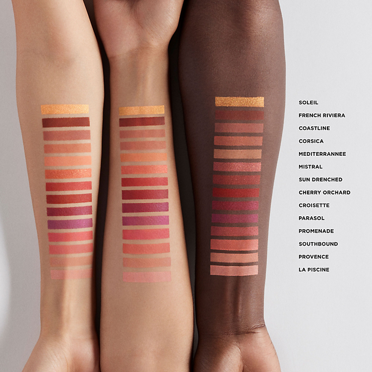 Laura Mercier Tinted Moisturizer Blush (Soleil)
12 Hour wear, Hydrating, Buildable coverage.