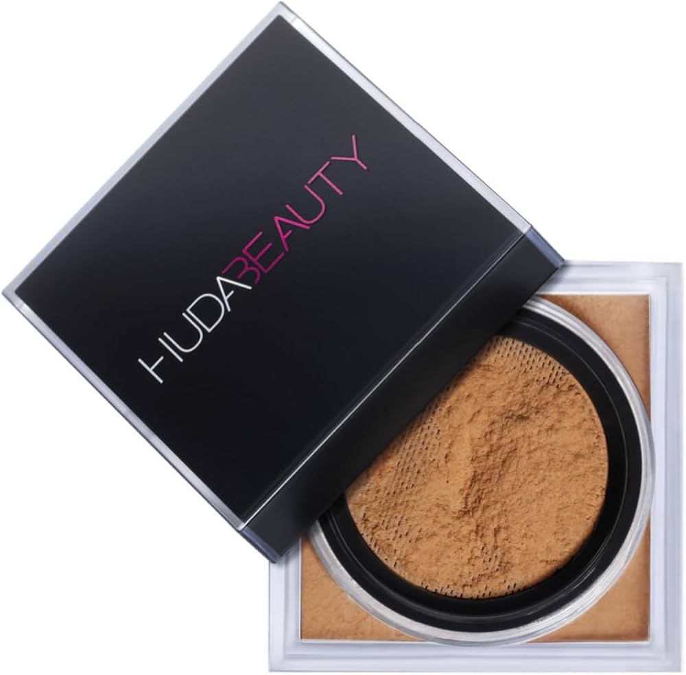 HUDA BEAUTY Easy Bake Loose Baking & Setting Powder